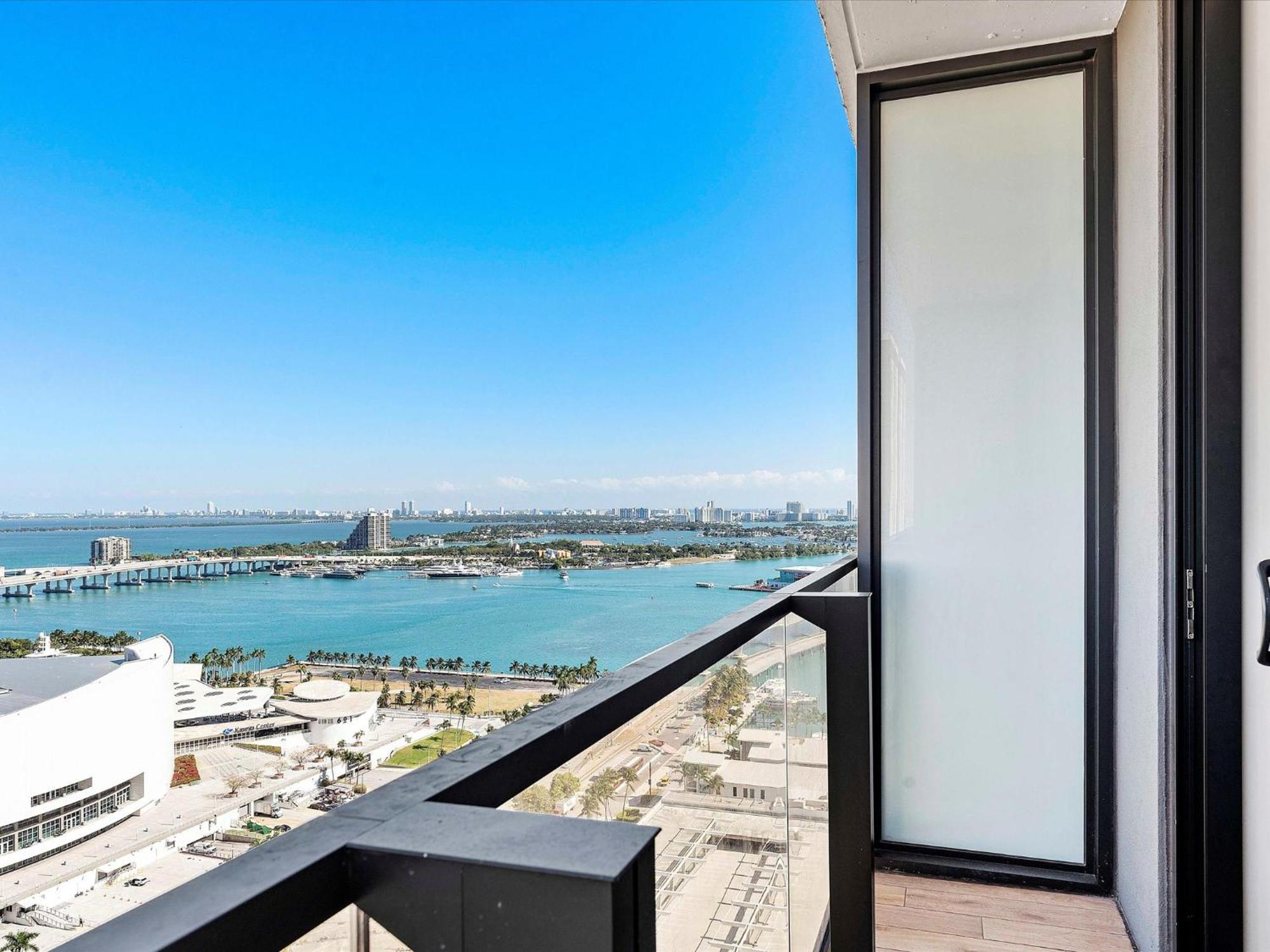 Downtown By Miami Vacation Rentals Exterior photo